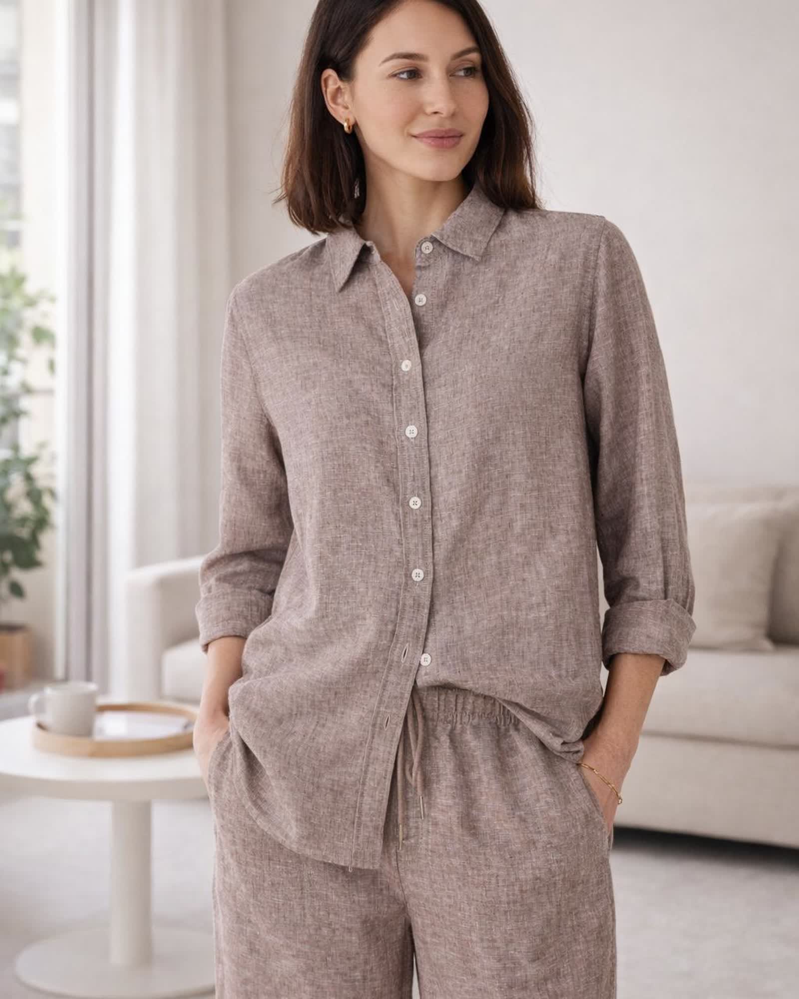 The European Linen Long Sleeve Shirt in Taupe Brown Chambray